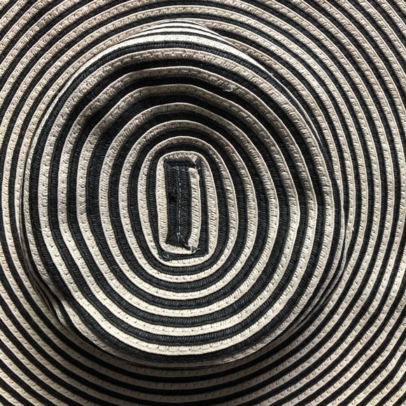 Forever 21 large floppy hat brown/tan O/S - Picture 5 of 6